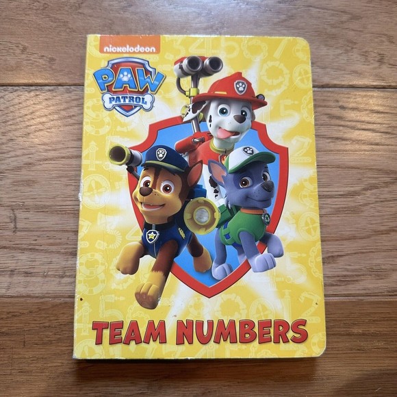 Team Numbers Paw Patrol Book Counting Chase Marshall Skye Board Book - Picture 1 of 4